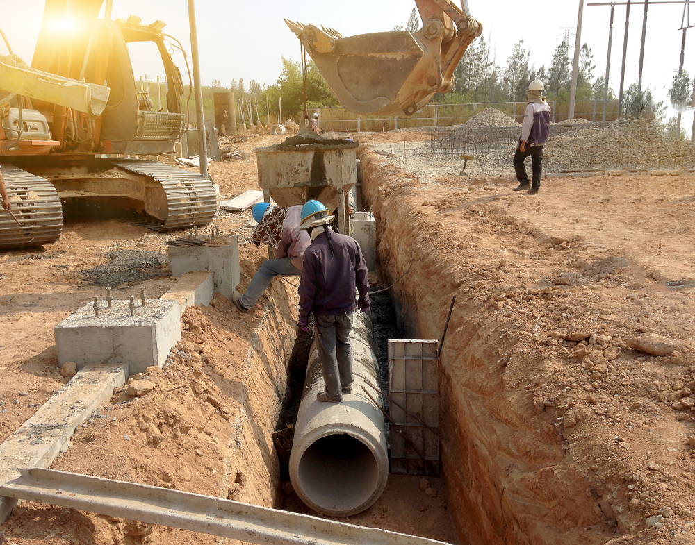 What are the Advantages of Using Trenchless Pipe Lining for Sewer Repair?